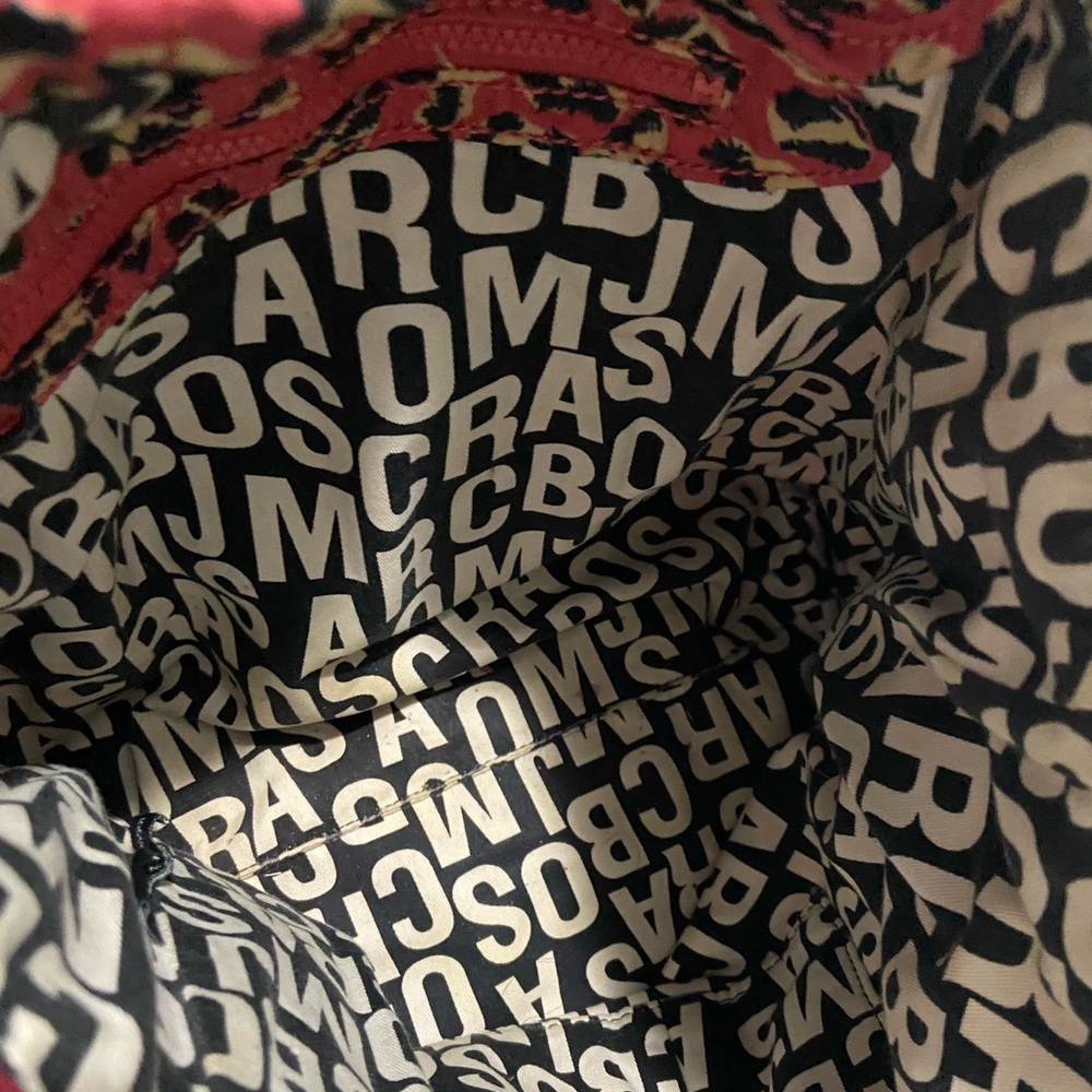 💯Marc Jacobs Collection Authentic❤️ 16”wide & 12 1/2”length. - Picture 2 of 4